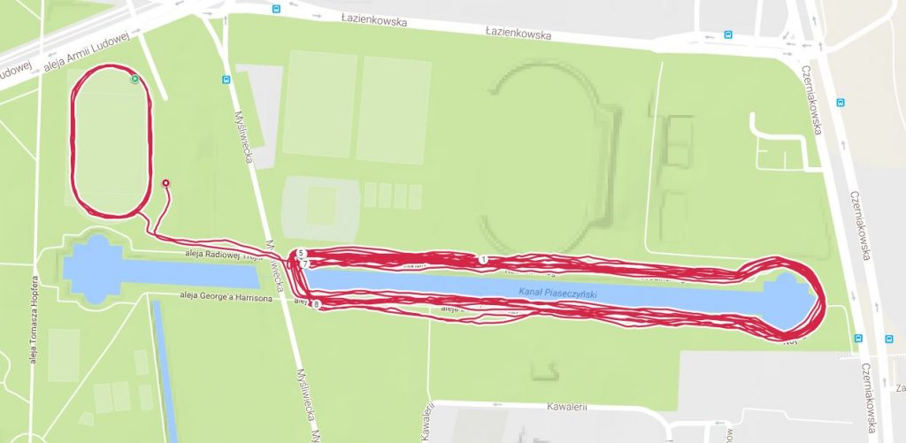 To niedzielny bieg. GPS Polar M600, który własnie testuję. I powiem Wam, że w takich fatalnych warunkach, rpzy takiej liczbie zakrętów, to jest najlepszy (obok V800) wynik jaki w tym miejscu zarejestrowałem.